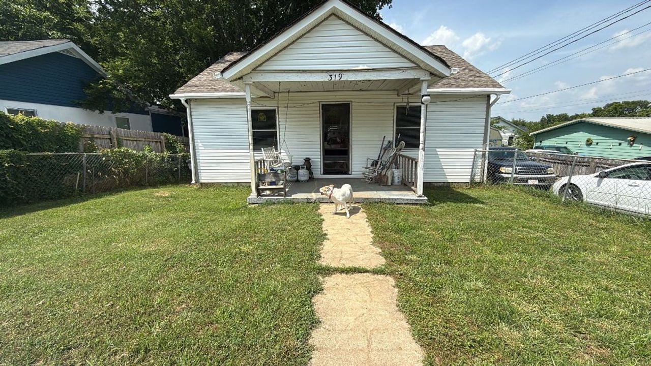 listing, photo 1
