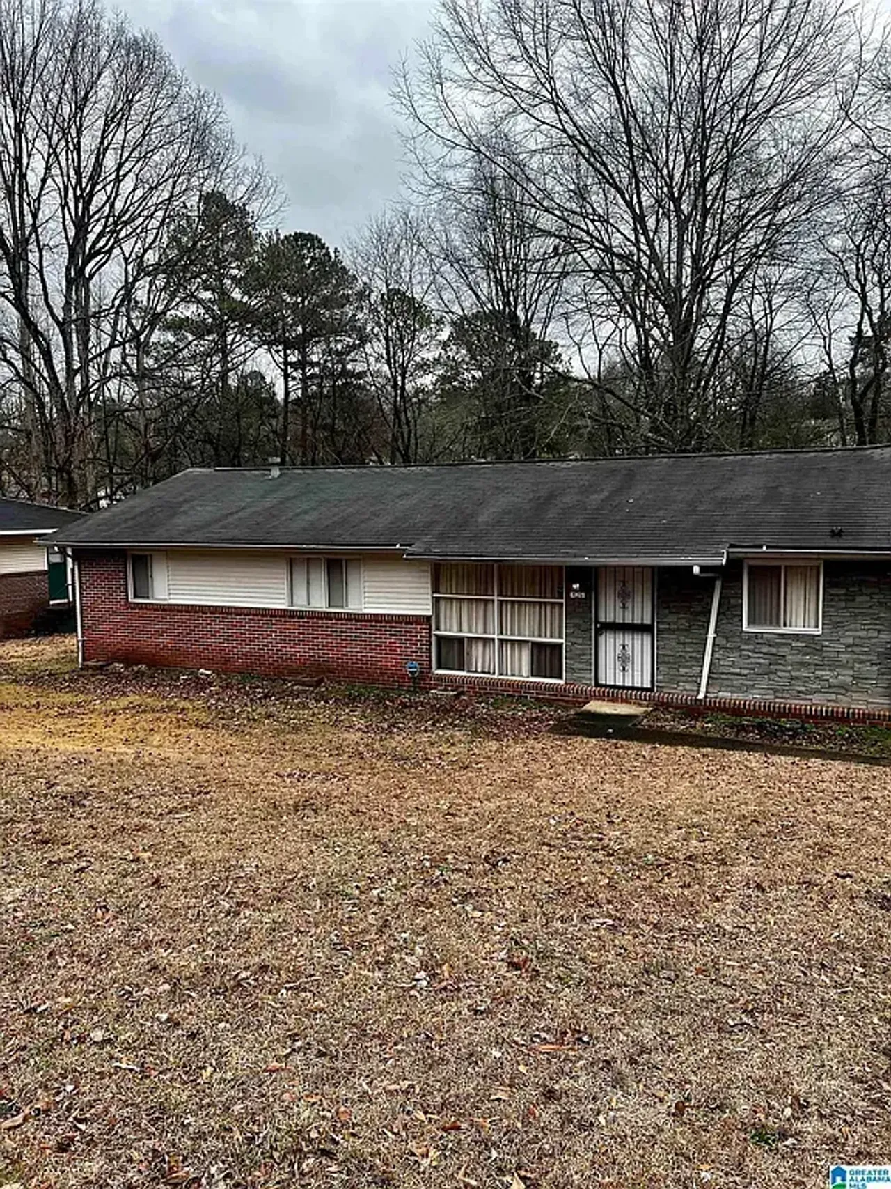 listing, photo 1
