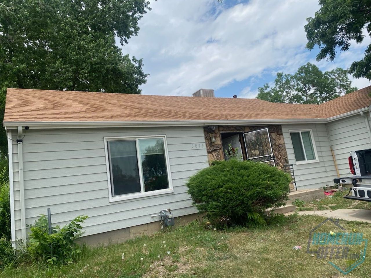 listing, photo 1