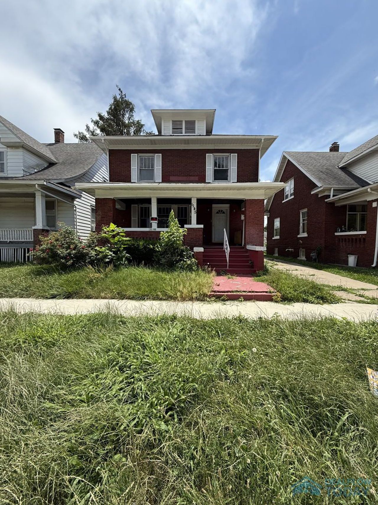 listing, photo 1