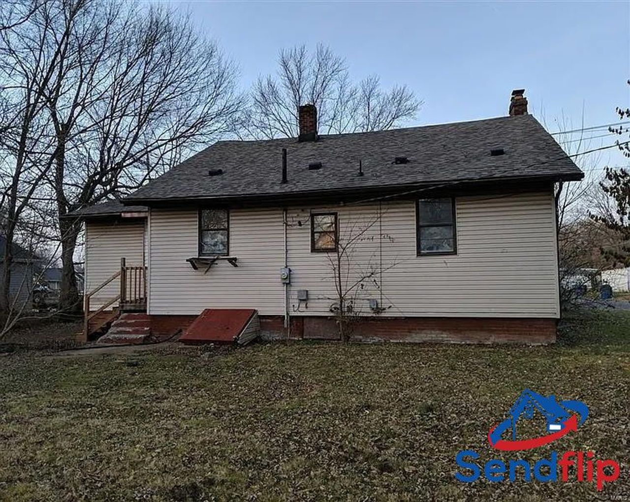 listing, photo 1
