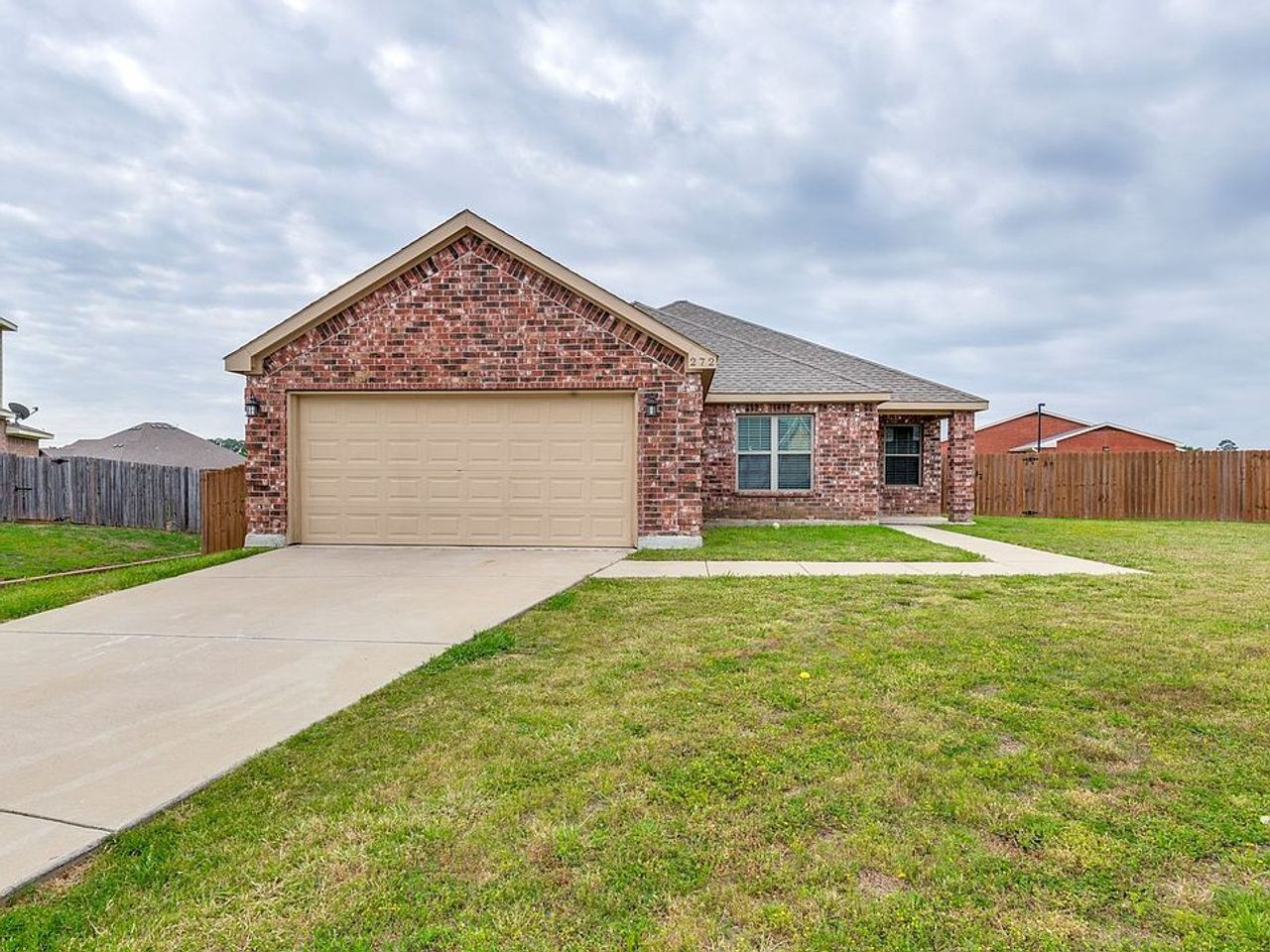 listing, photo 1