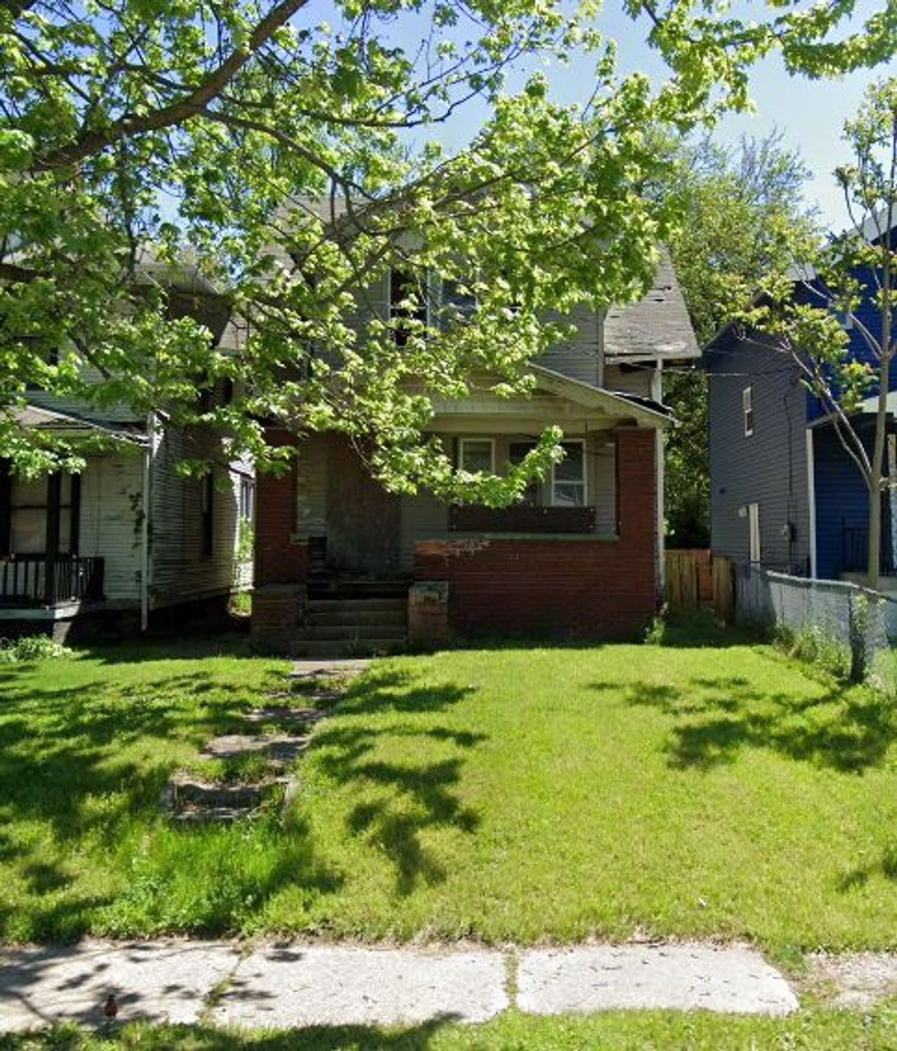 listing, photo 1