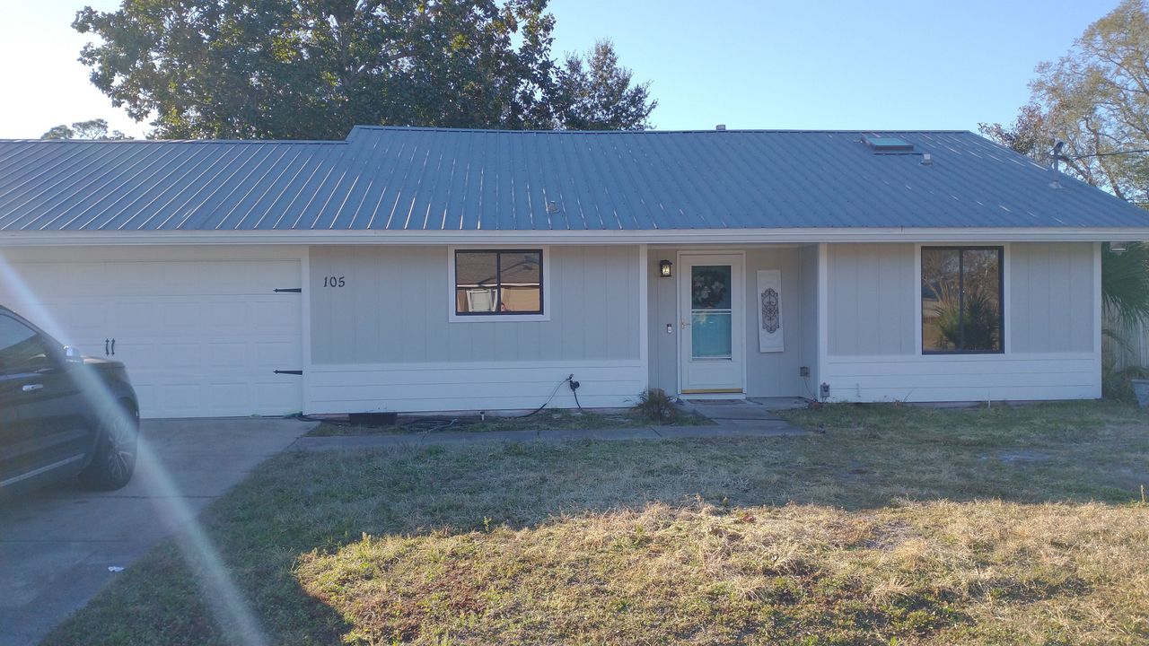 listing, photo 1