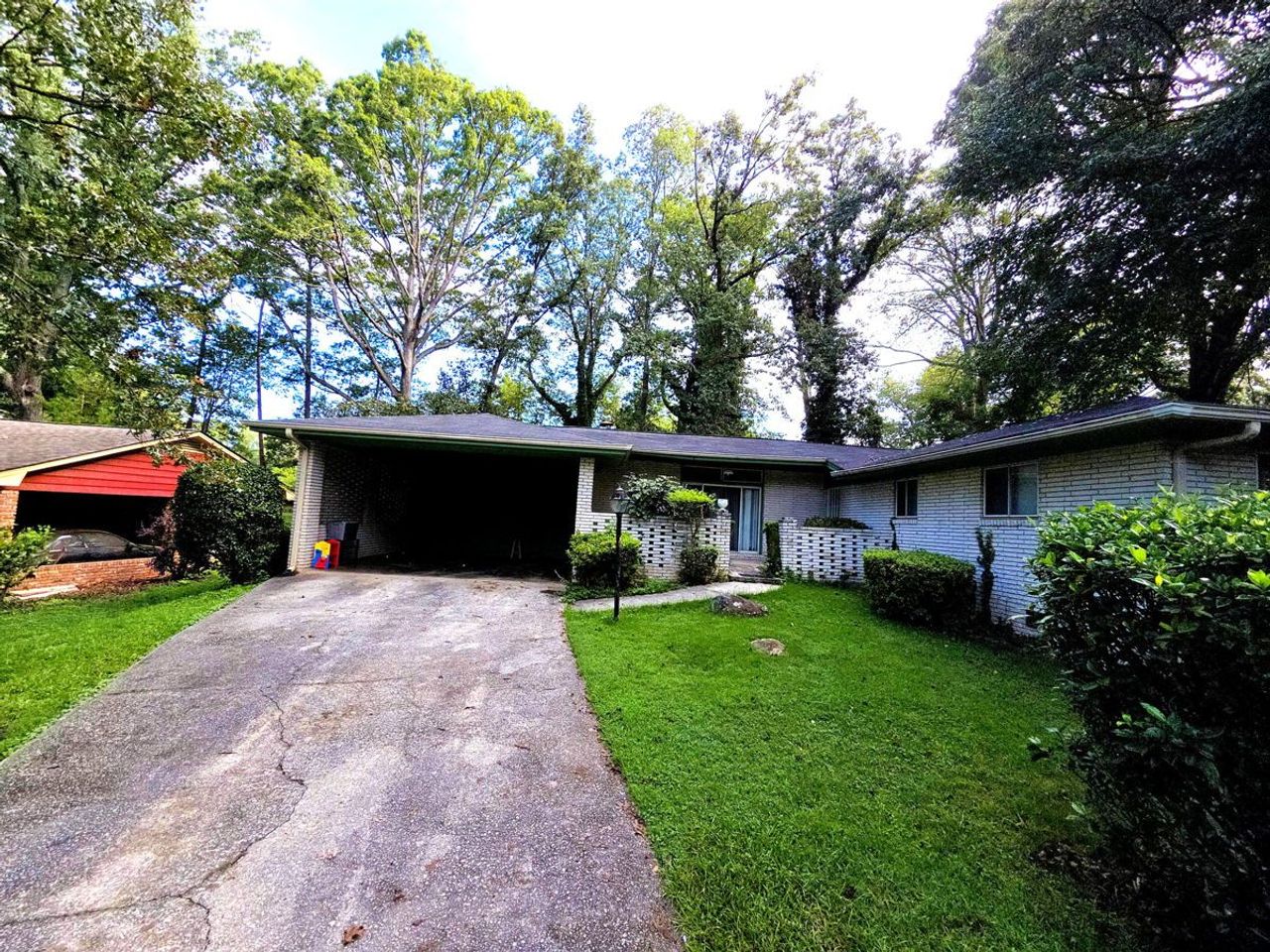 listing, photo 1
