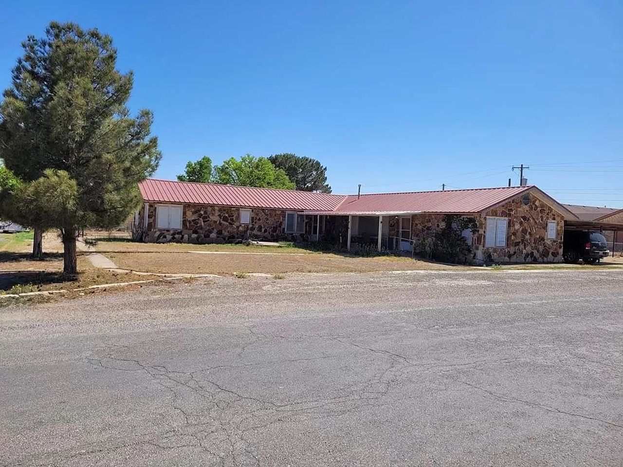 listing, photo 1