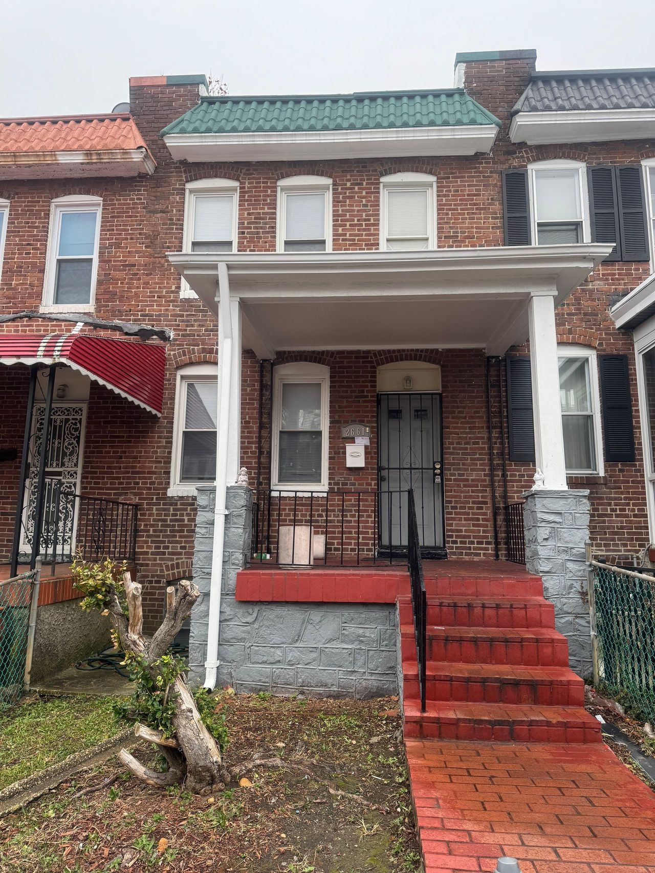 listing, photo 1