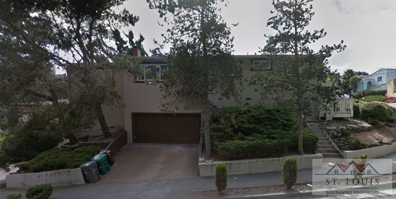 listing, photo 1