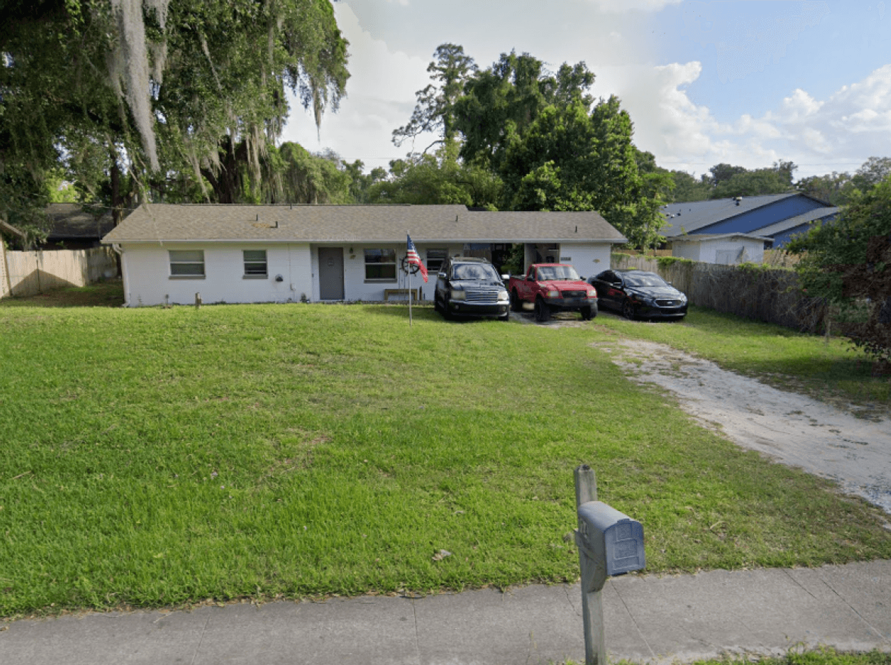 listing, photo 1