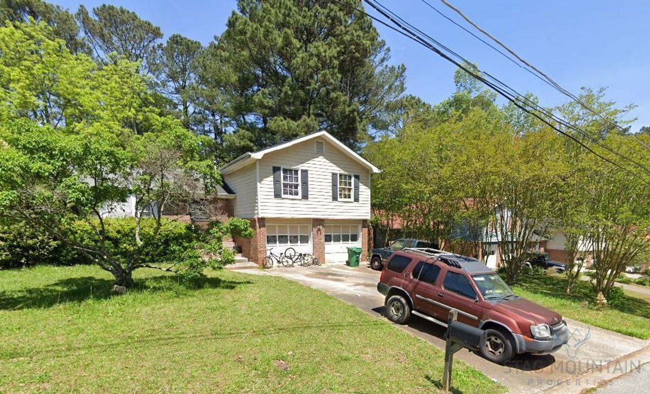 listing, photo 1
