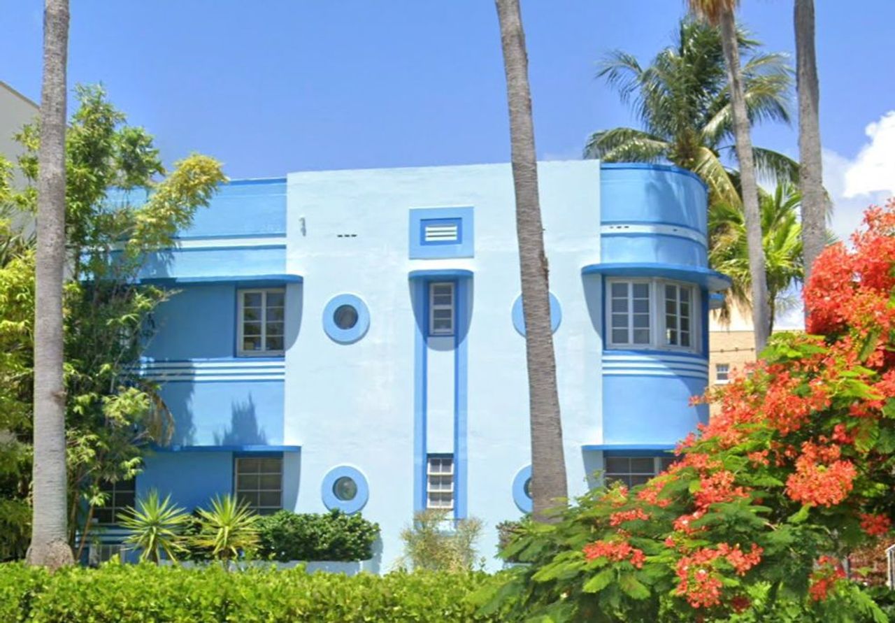 listing, photo 1