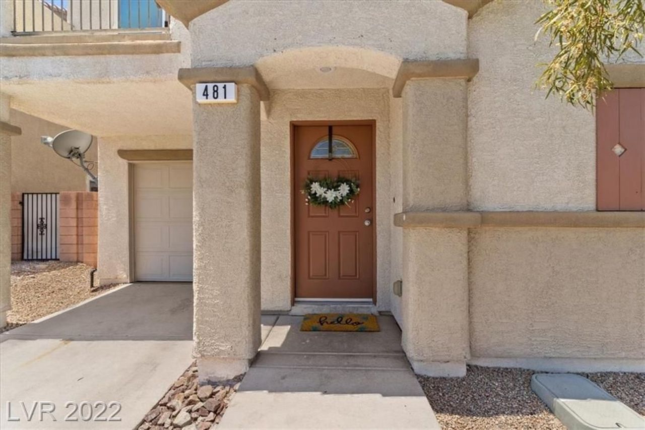 listing, photo 1