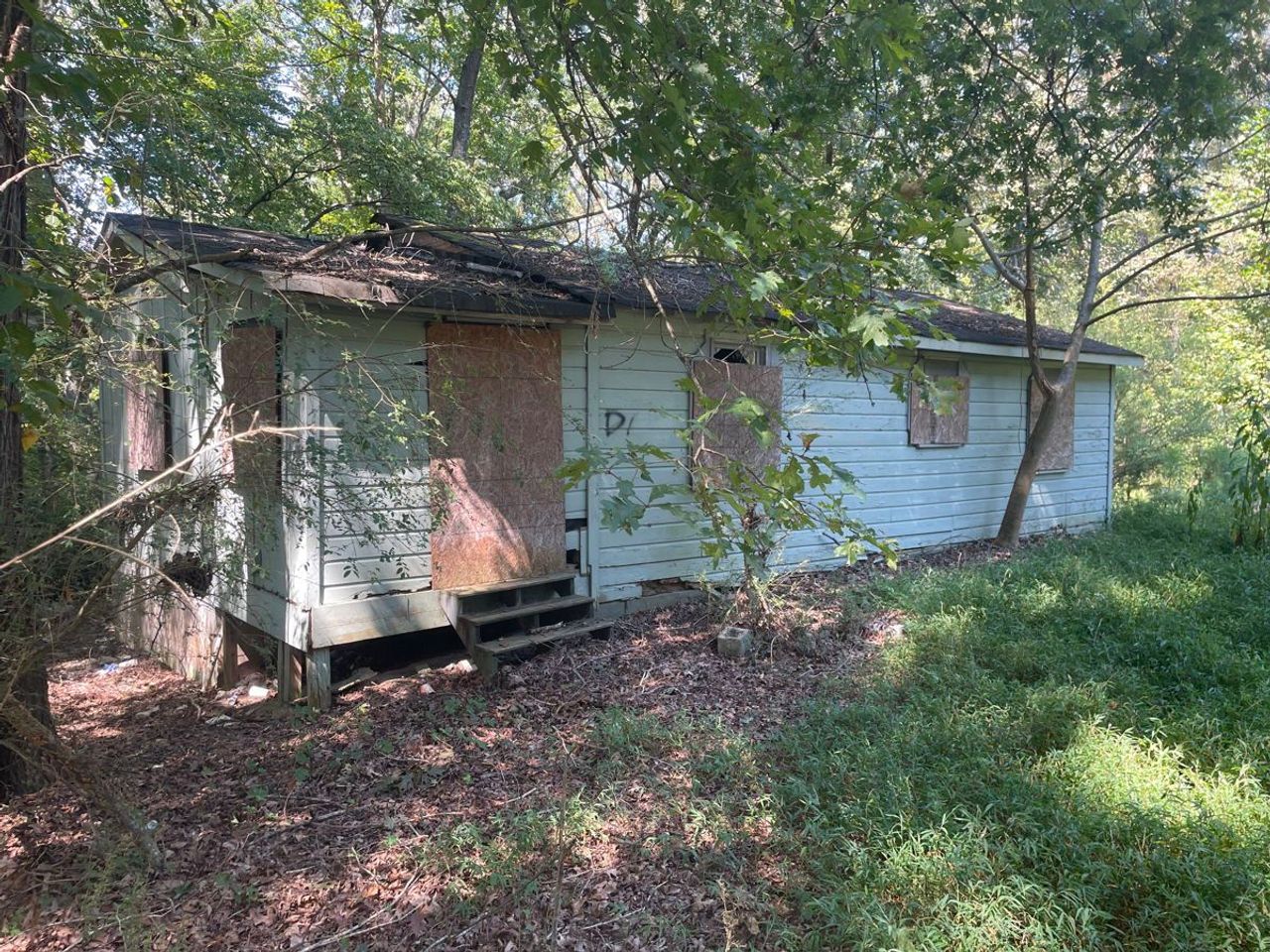 listing, photo 1