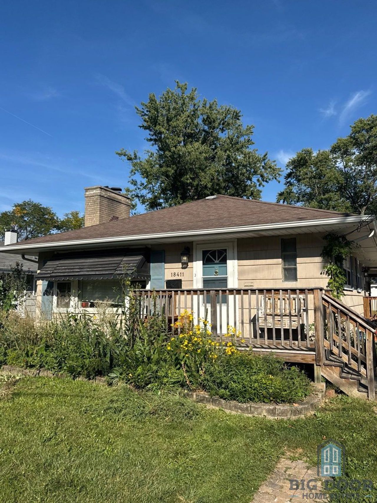 listing, photo 1