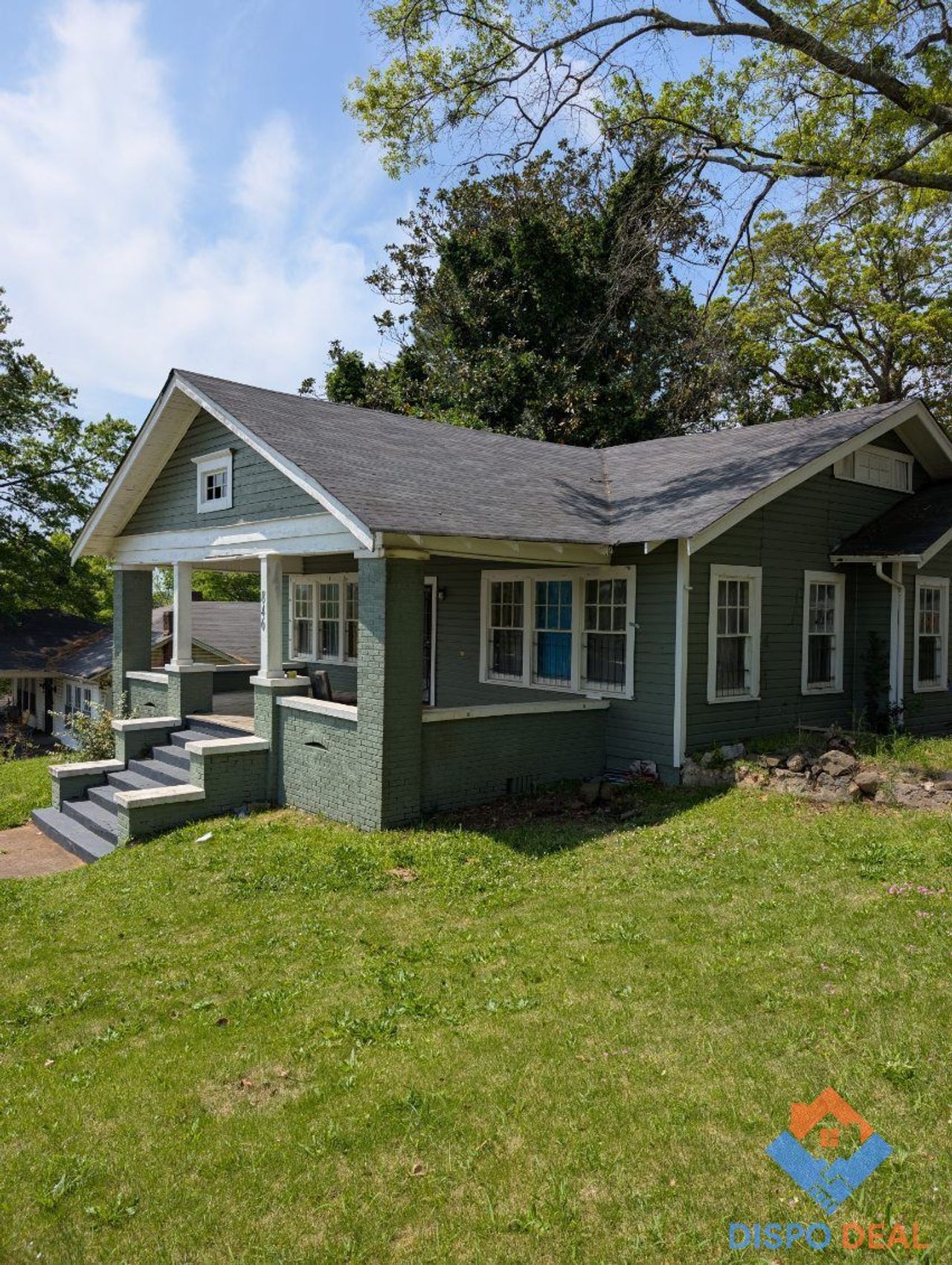 listing, photo 1