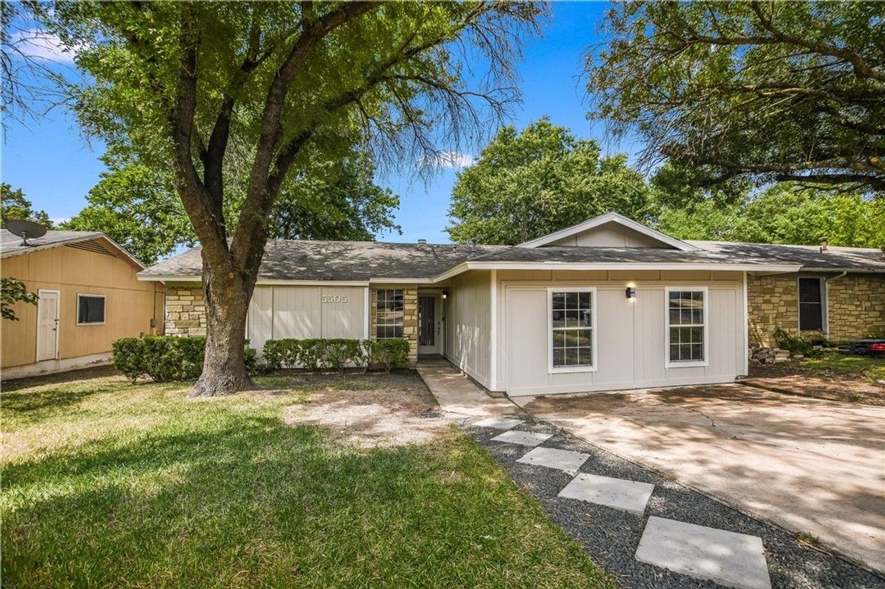 listing, photo 1