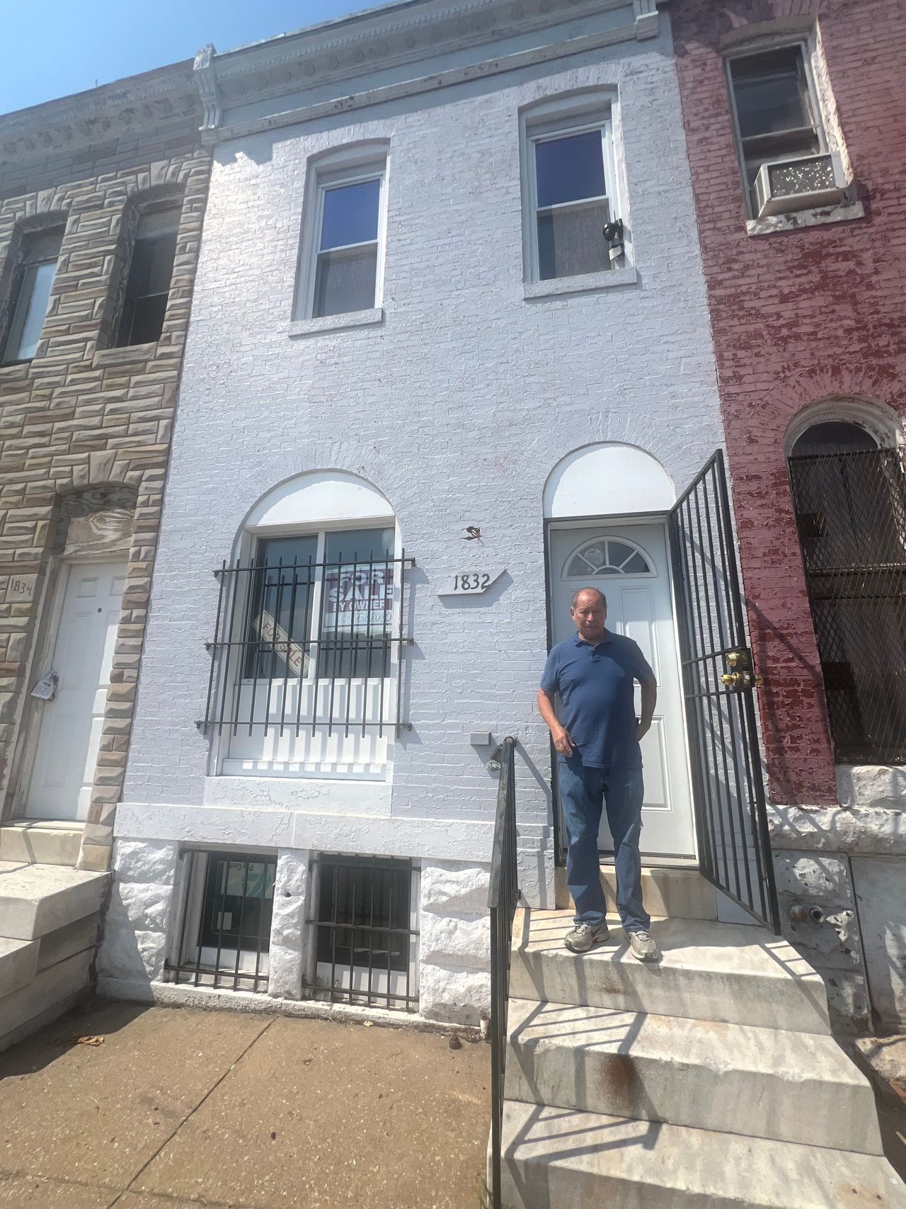 listing, photo 1