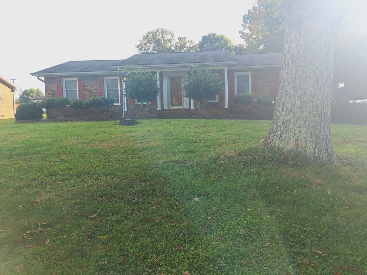 listing, photo 1