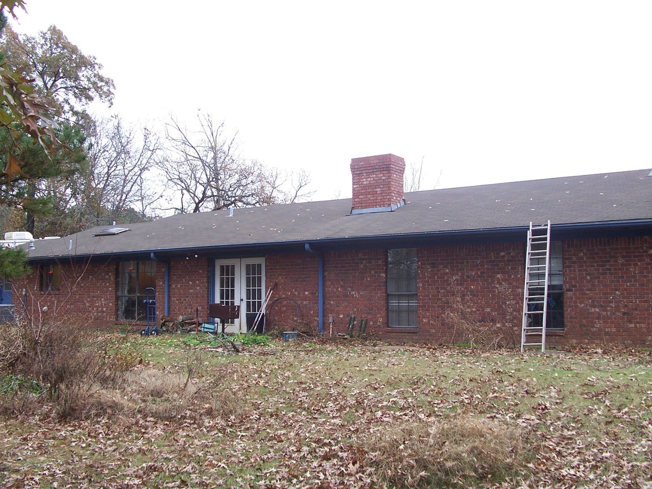listing, photo 1