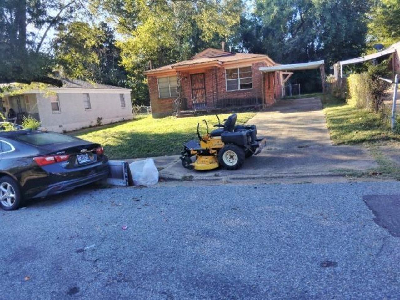 listing, photo 1