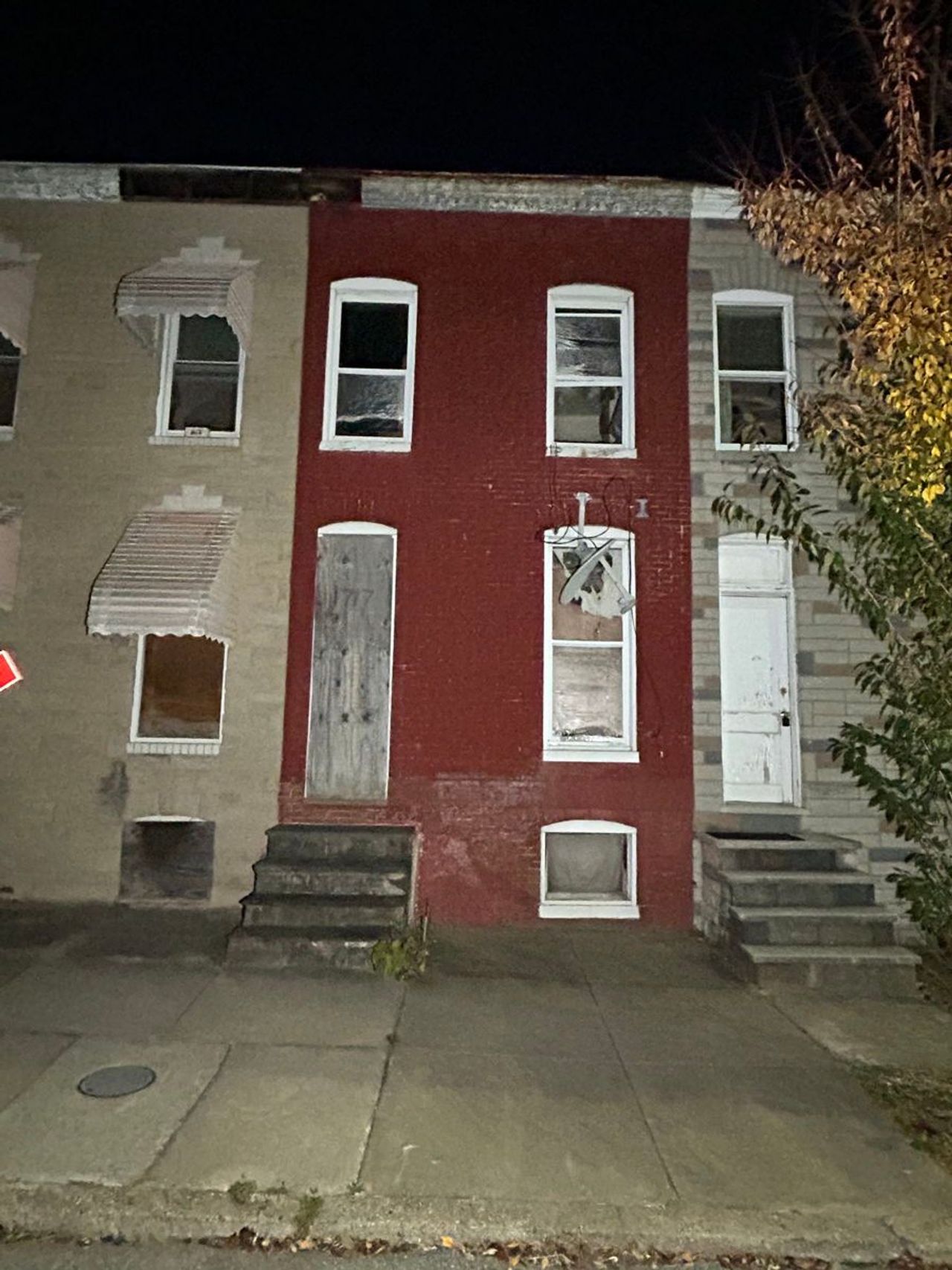 listing, photo 1