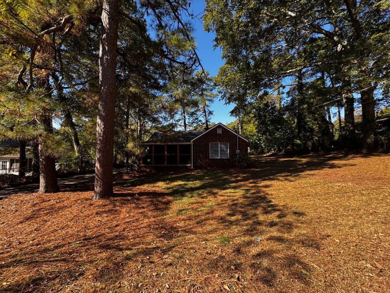 listing, photo 1
