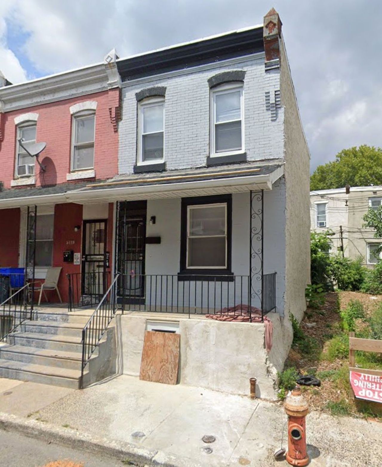 listing, photo 1