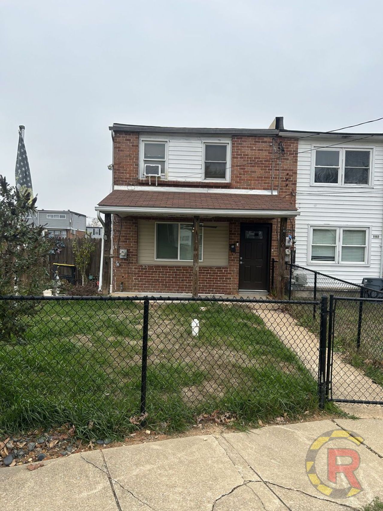 listing, photo 1