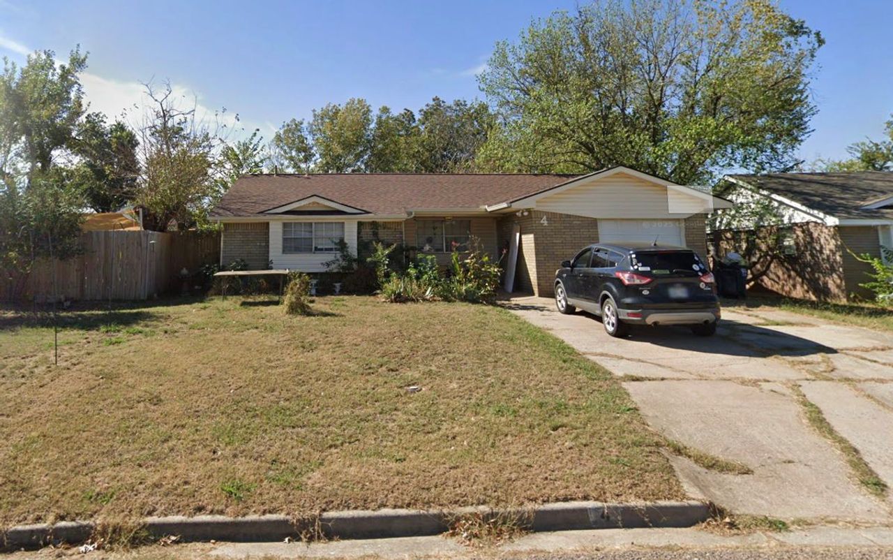 listing, photo 1