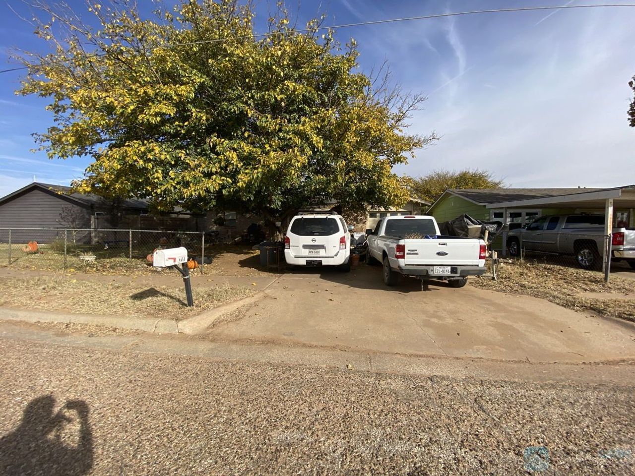 listing, photo 1