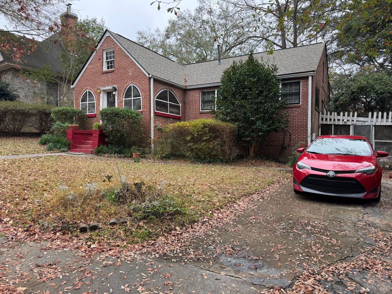 listing, photo 1