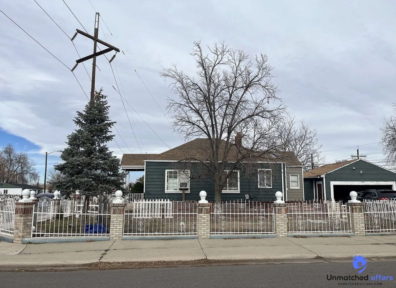 listing, photo 1