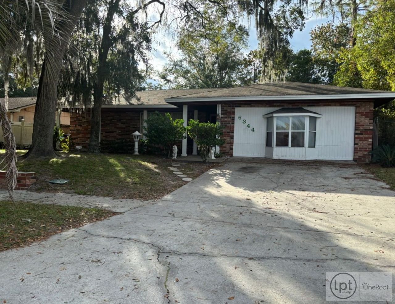 listing, photo 1
