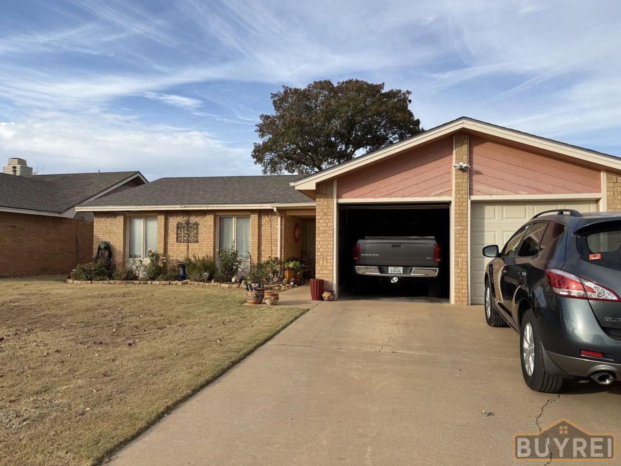 listing, photo 1