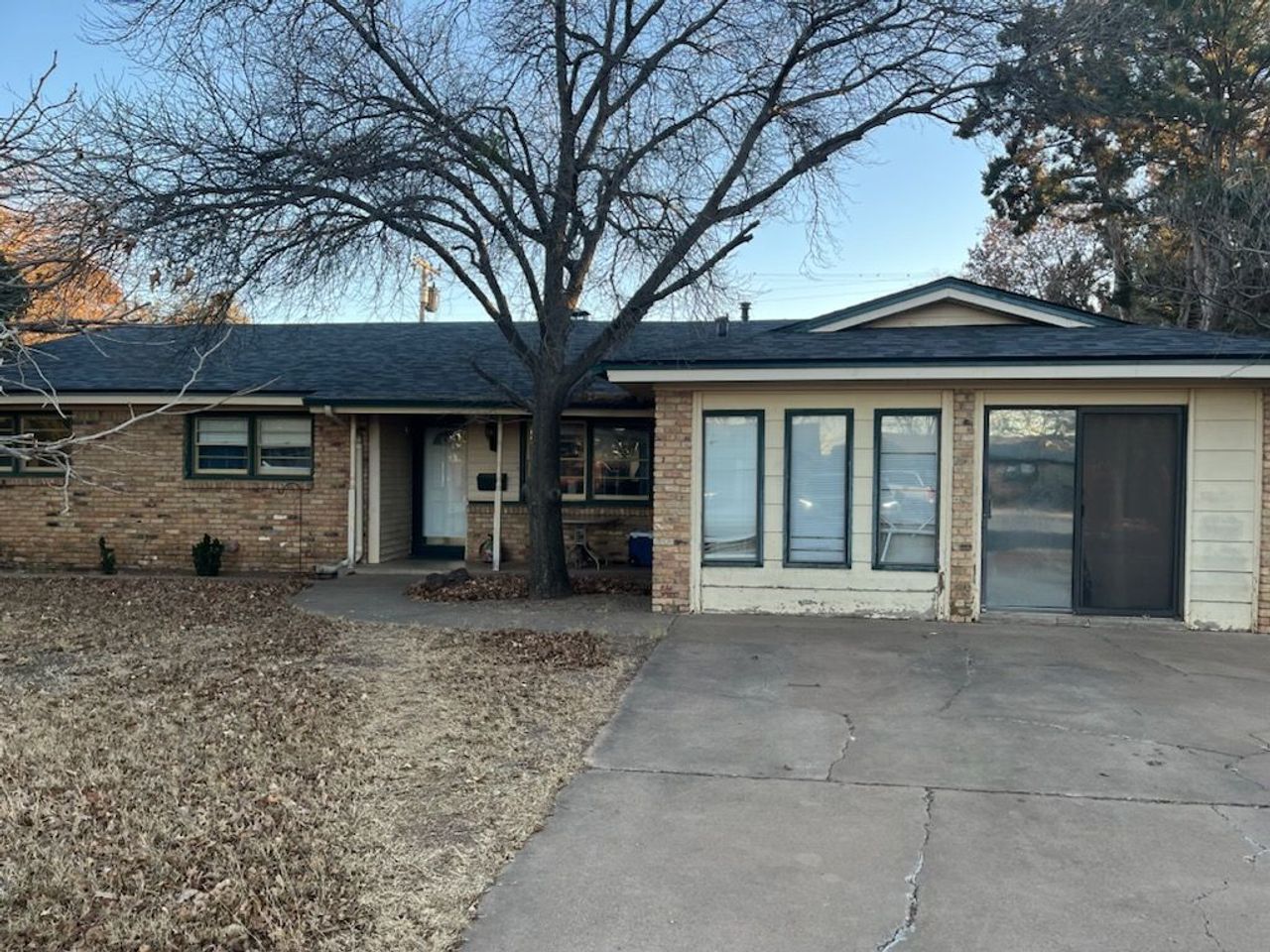 listing, photo 1