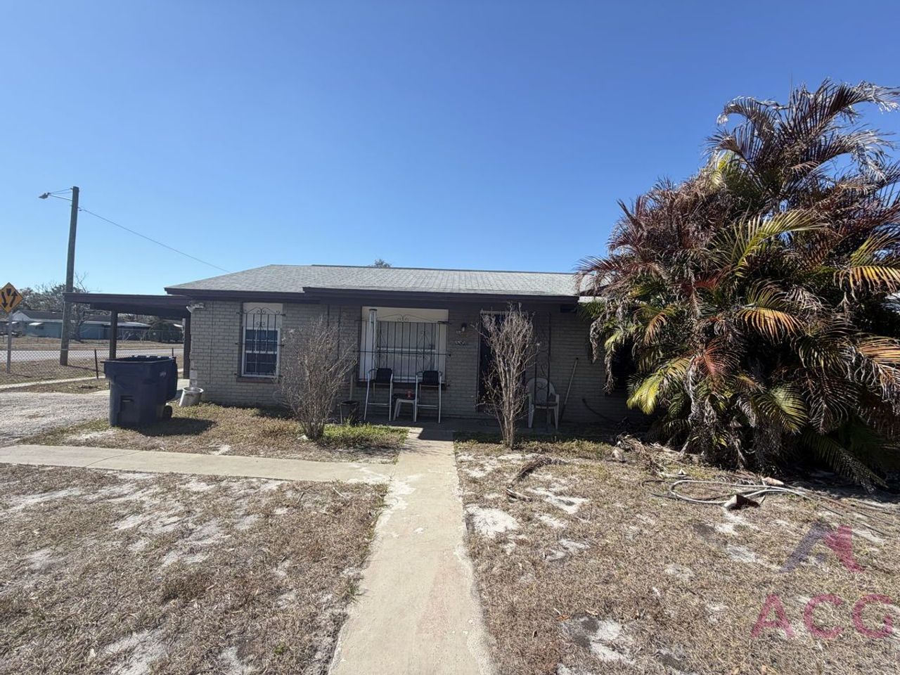 listing, photo 1