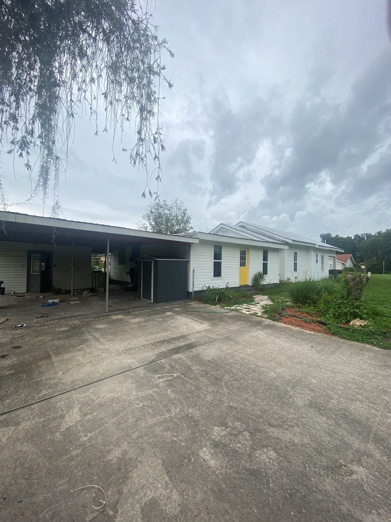 listing, photo 1