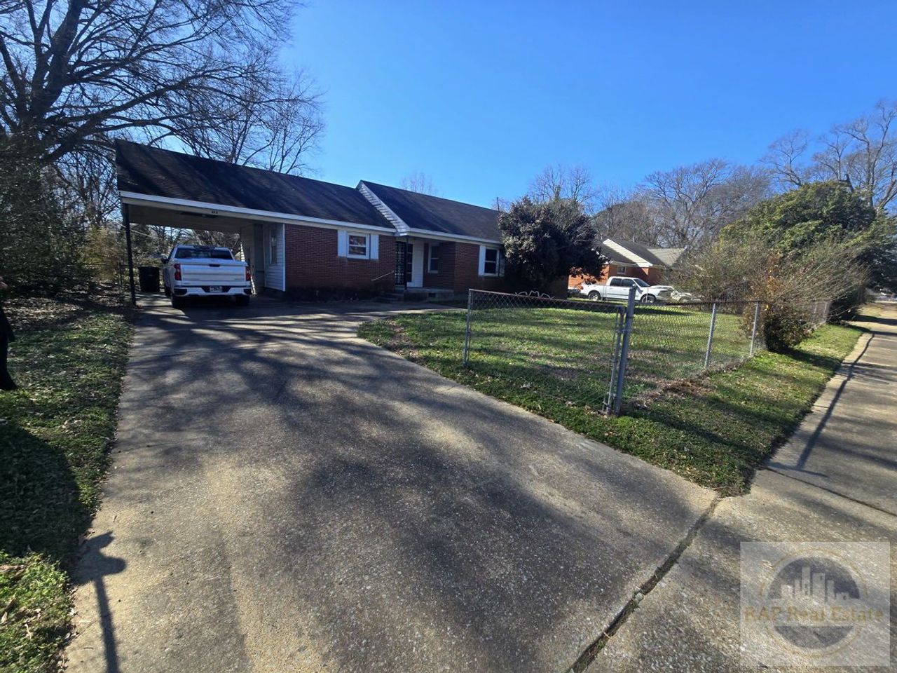 listing, photo 1