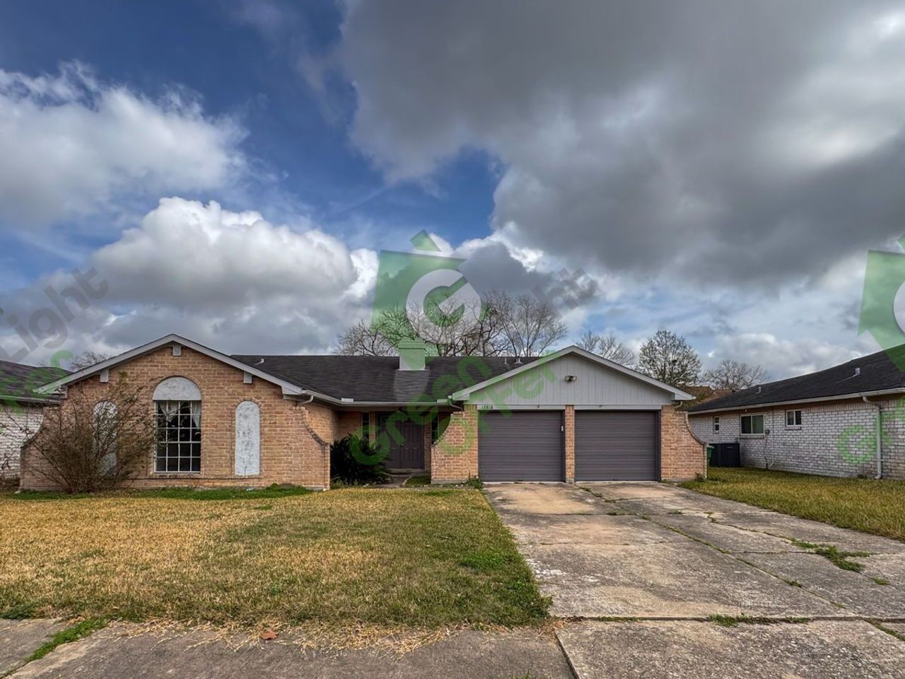 listing, photo 1