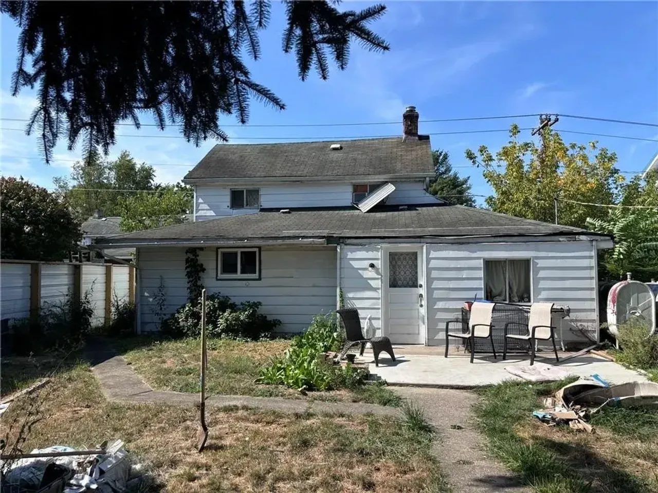 listing, photo 1