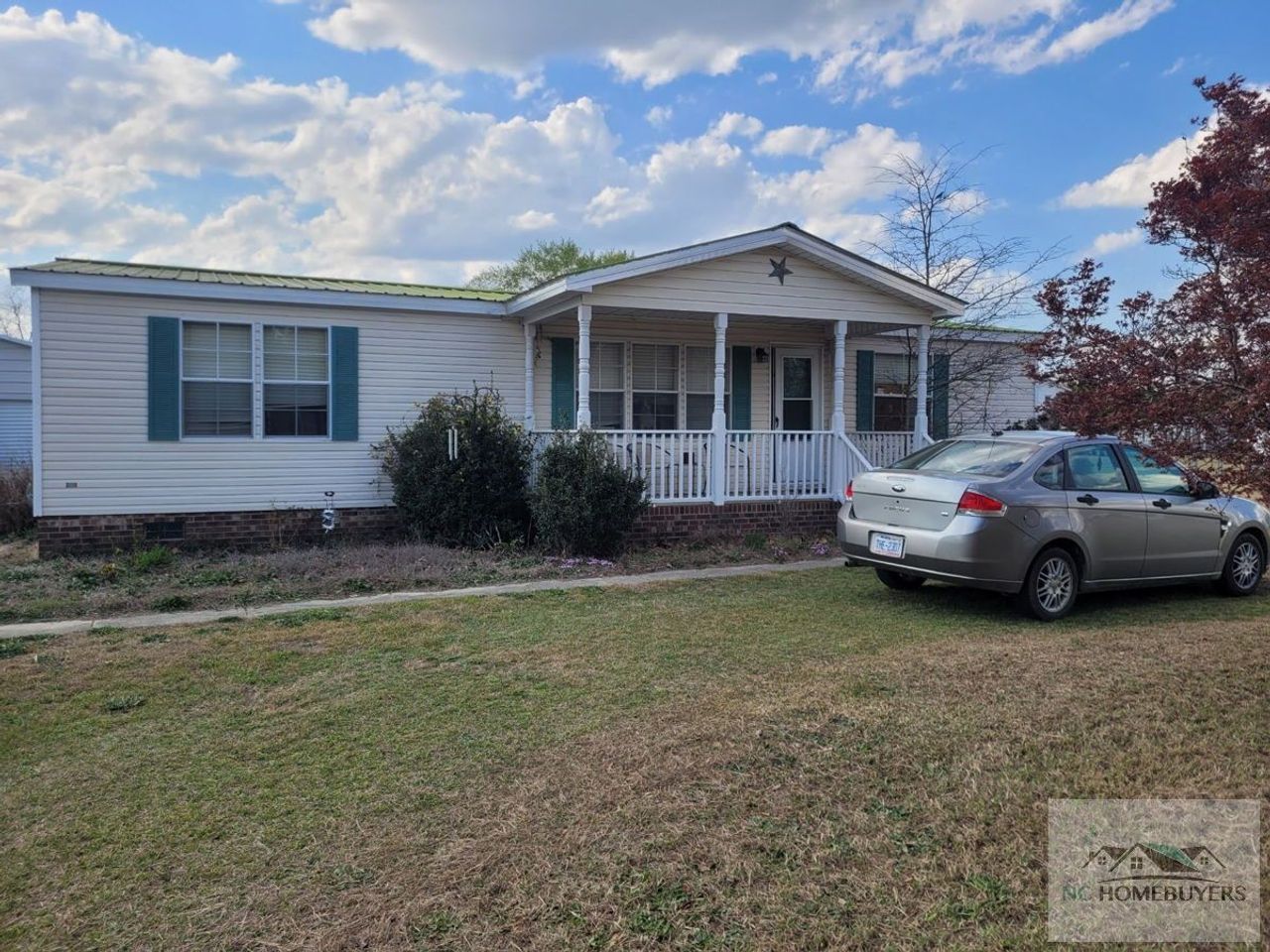 listing, photo 1