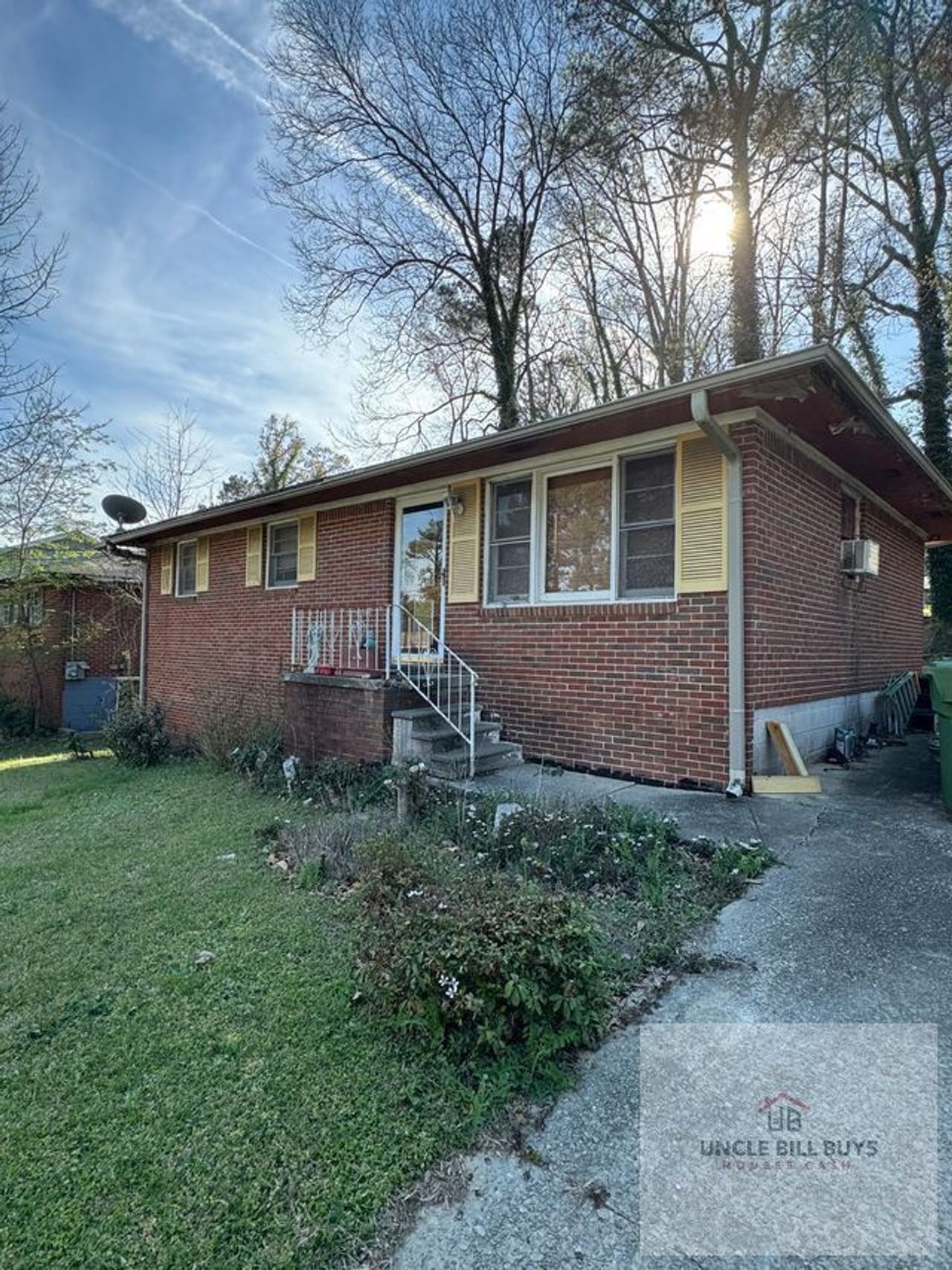 listing, photo 1