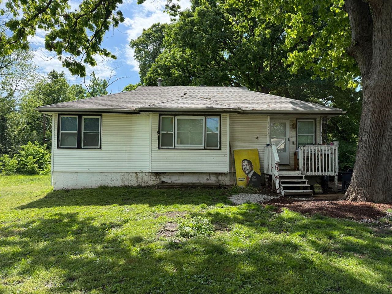 listing, photo 1
