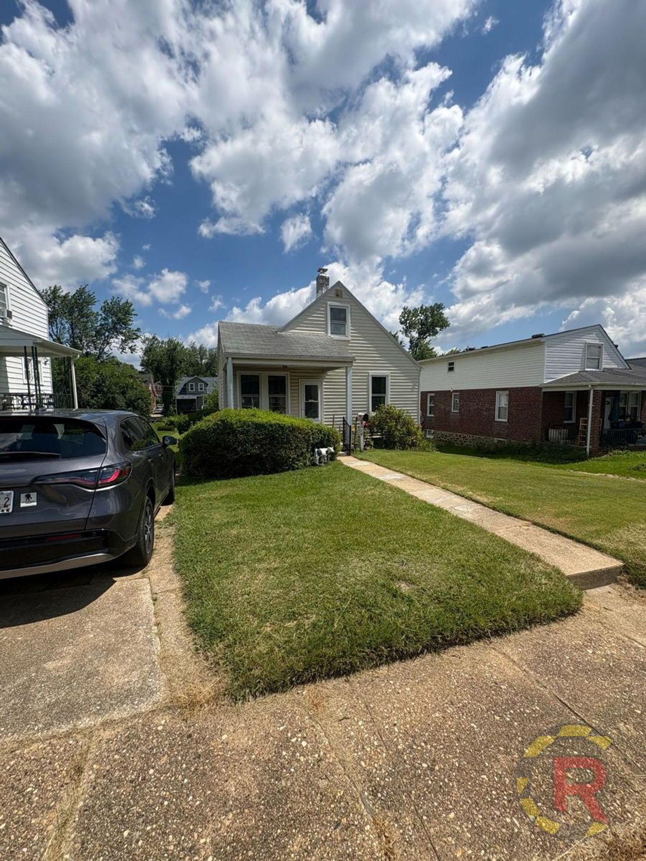 listing, photo 1