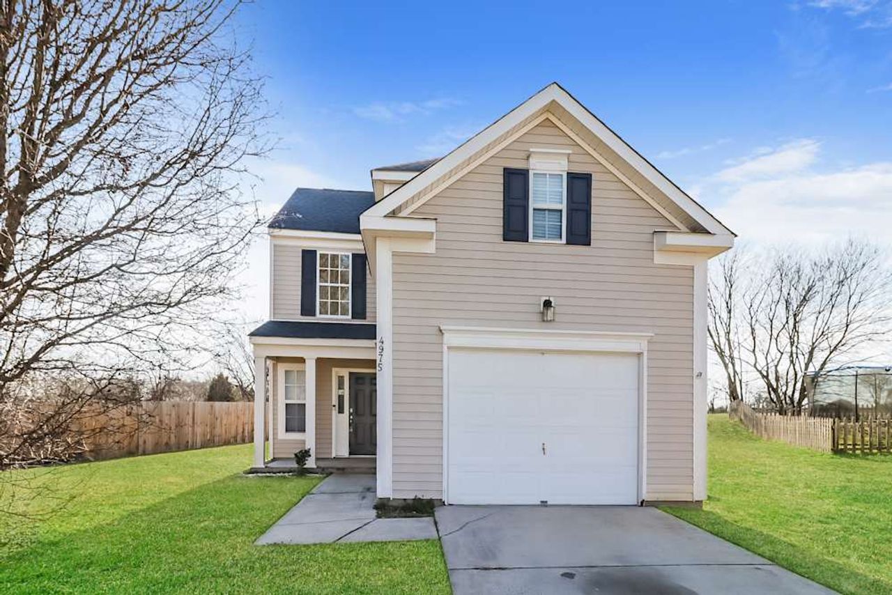 listing, photo 1