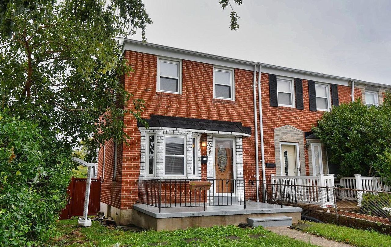 listing, photo 1