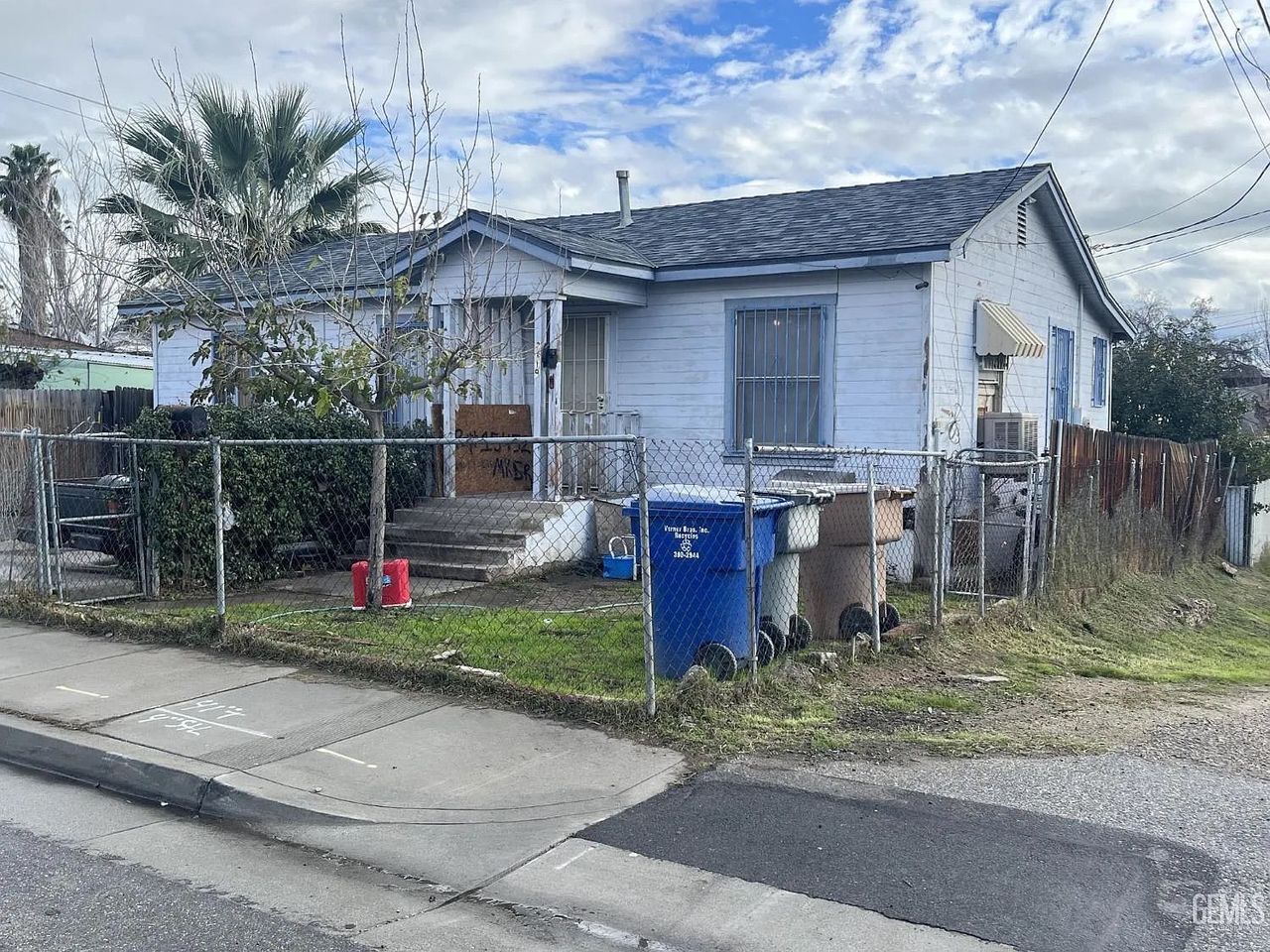 listing, photo 1