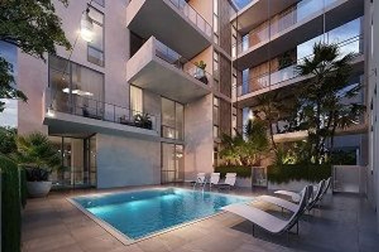 listing, photo 1