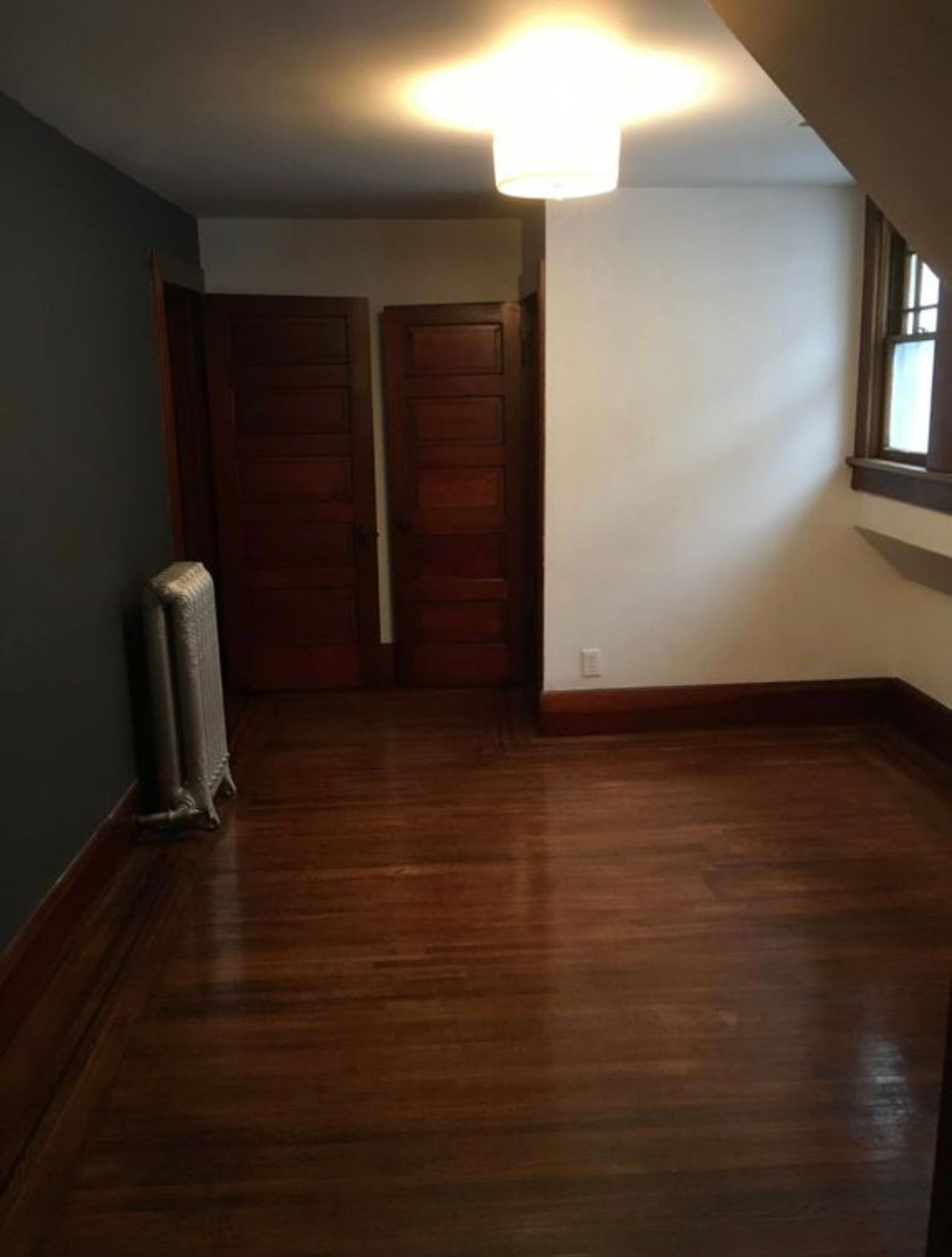 listing, photo 1