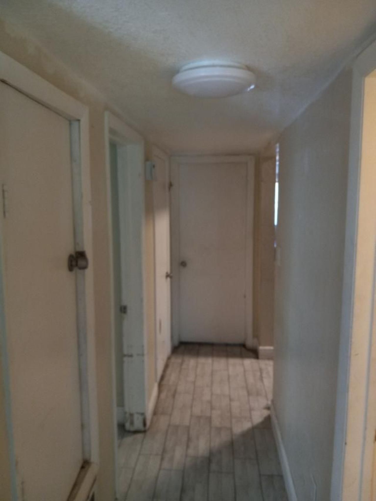 listing, photo 1